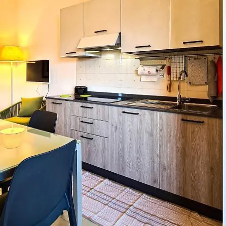 Il Grecale - Piscina E Ombrellone Prima Fila Incluso